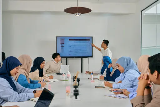 Team presentation during the weekly review